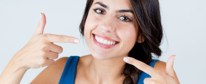 Keep Your Smile Bright This Holiday Season